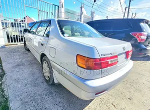 Toyota Corona Premio 2.0 Petrol AWD 2001 White