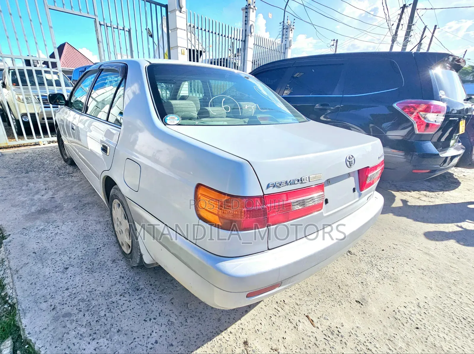 Toyota Corona Premio 2.0 Petrol AWD 2001 White