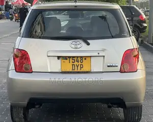 Toyota IST 2003 Beige