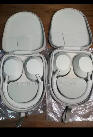 Sony Wh-1000xm5