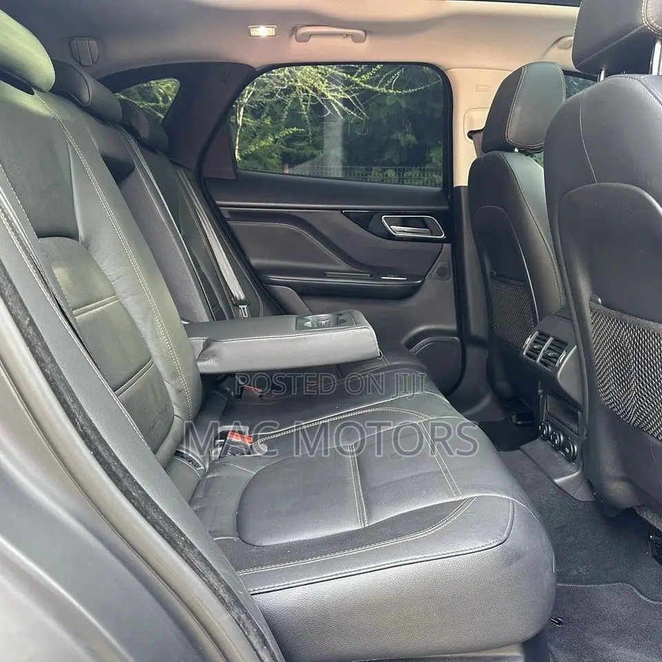 Jaguar F-Pace 20d R-Sport 2017 Green
