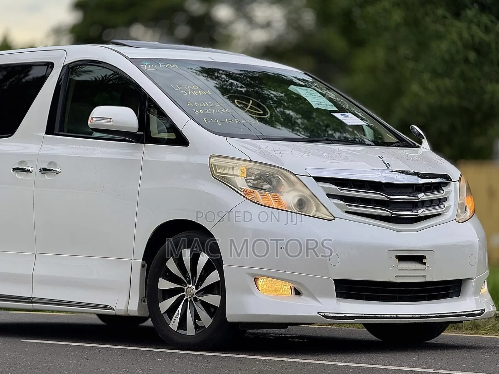Toyota Alphard 2.4 Petrol FWD 2008 White