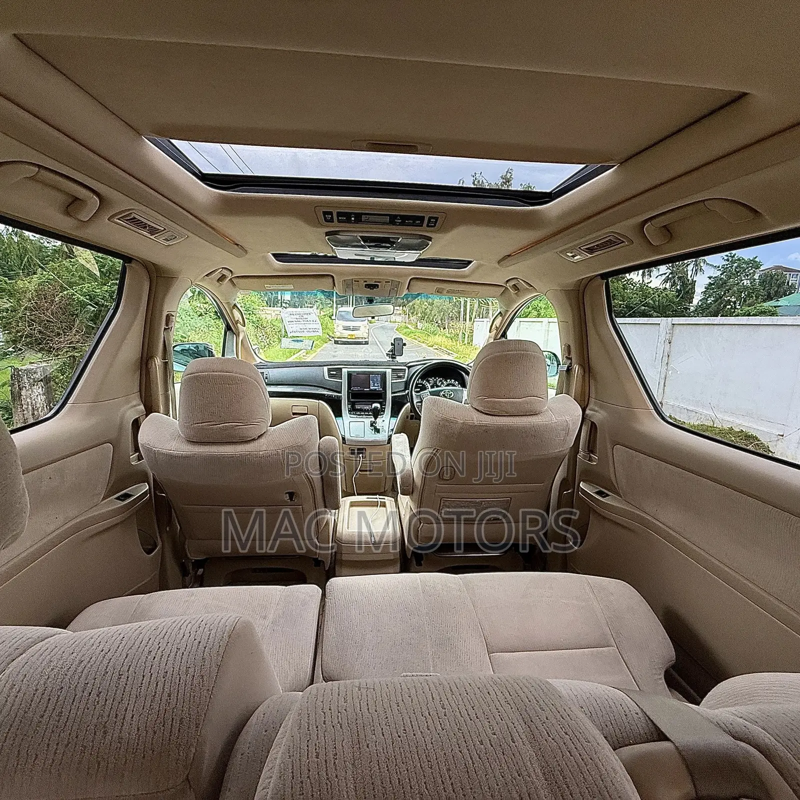 Toyota Alphard 2.4 Petrol FWD 2008 White