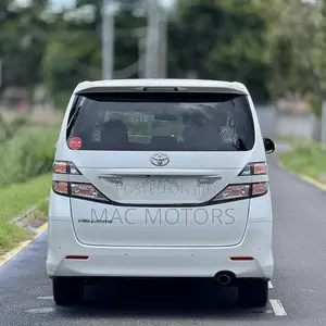 Toyota Vellfire 2010 White
