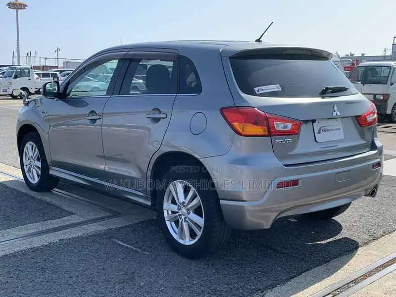 Mitsubishi RVR 2010 Gray