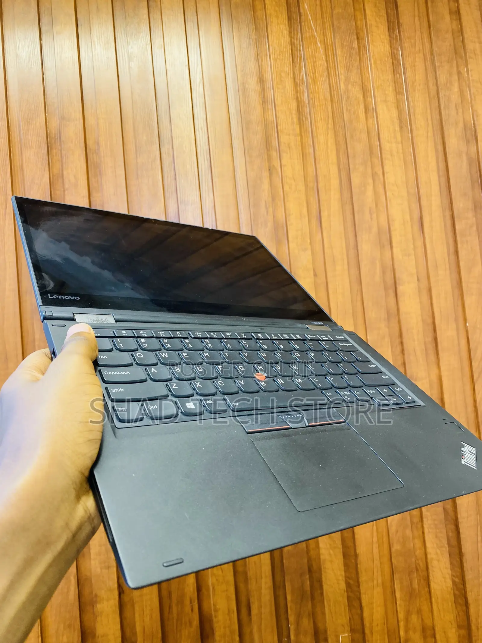 Laptop Lenovo ThinkPad Yoga 370 8GB Intel Core I5 SSD 256GB