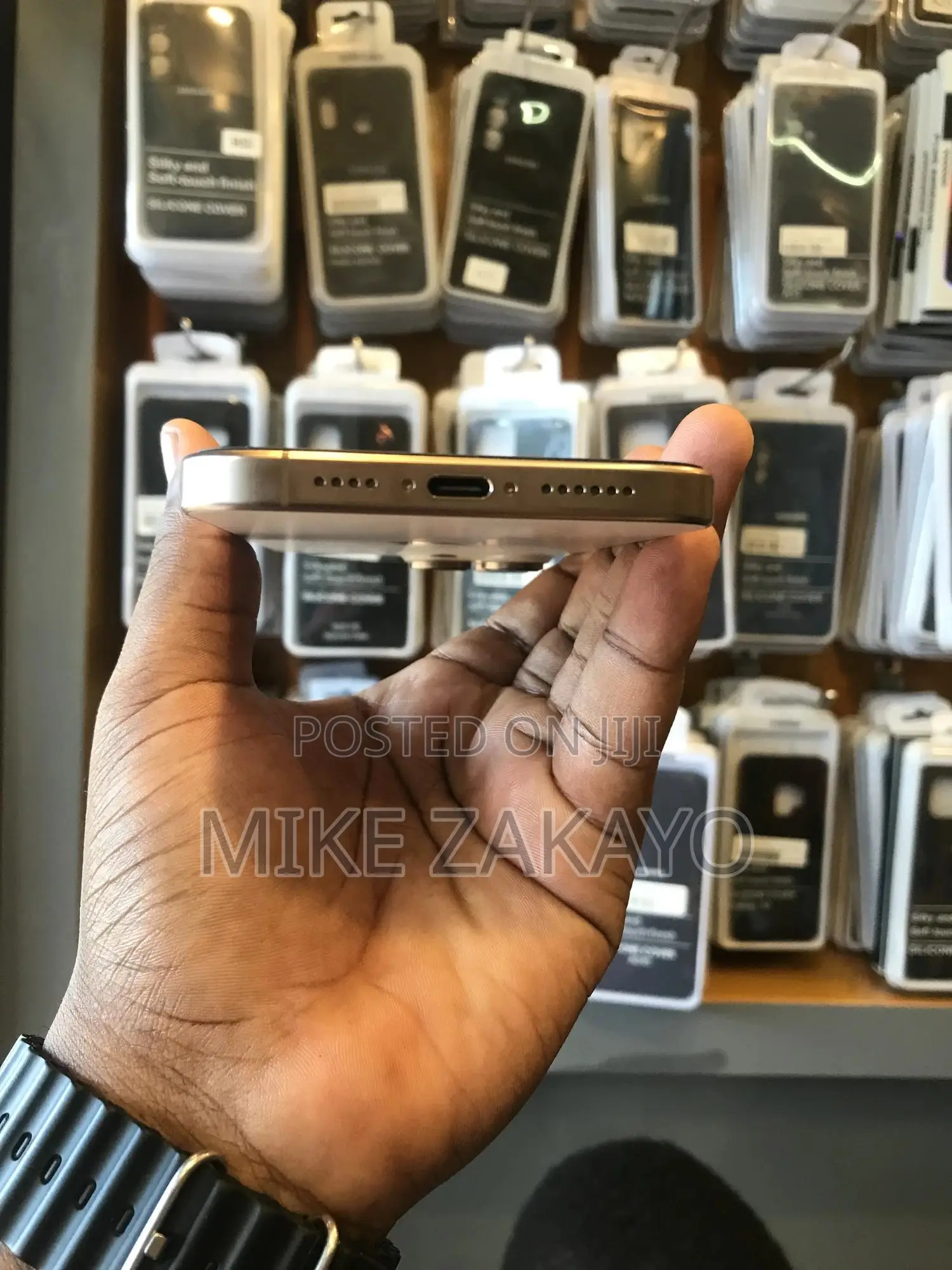 Apple iPhone 16 Pro Max 256 GB Gold