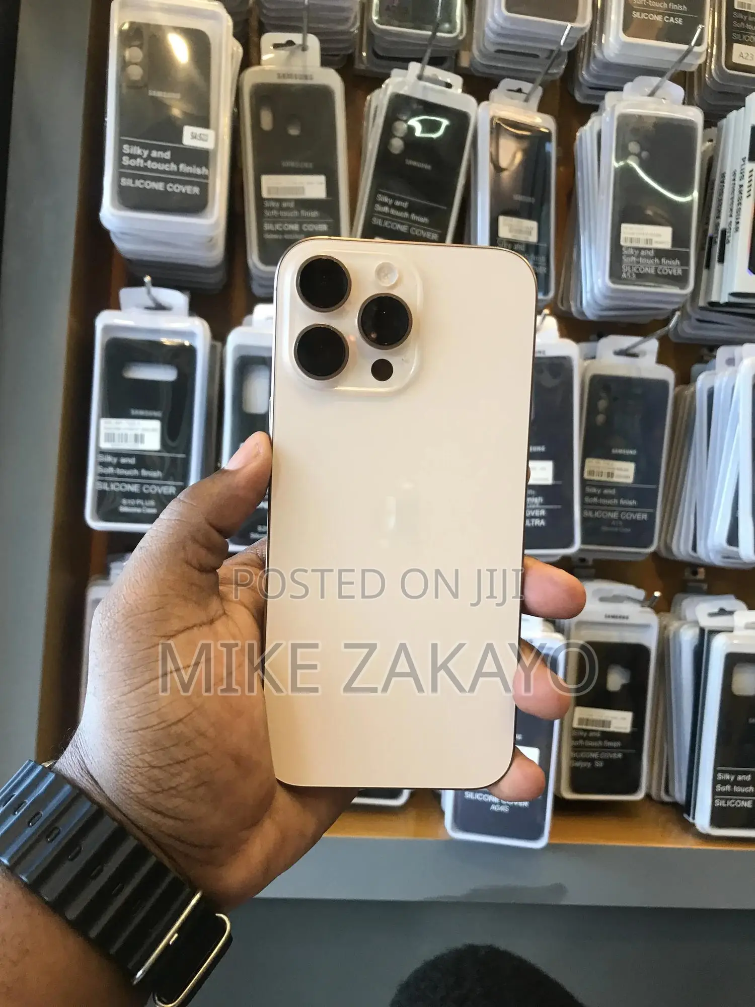 Apple iPhone 16 Pro Max 256 GB Gold