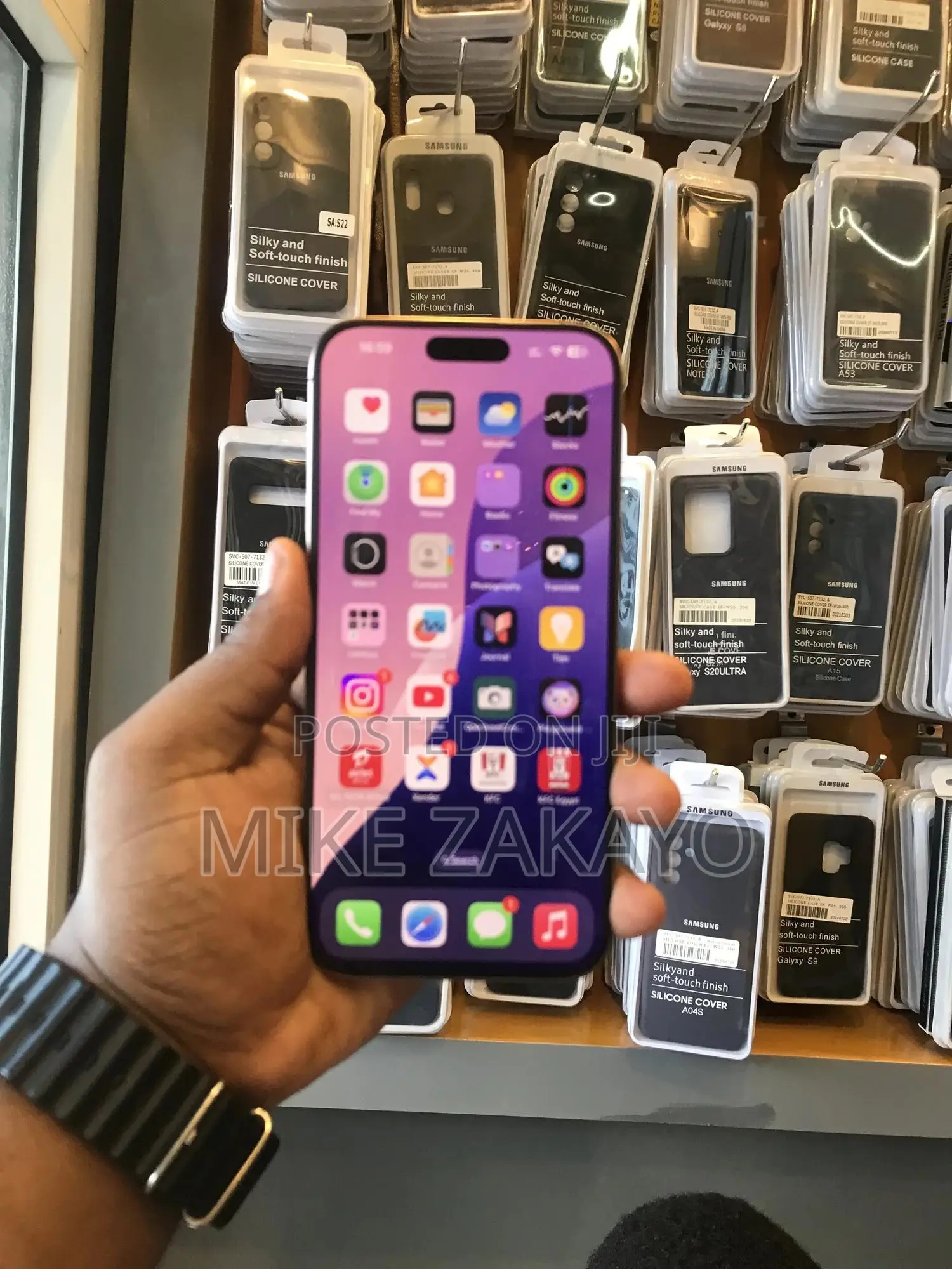 Apple iPhone 16 Pro Max 256 GB Gold