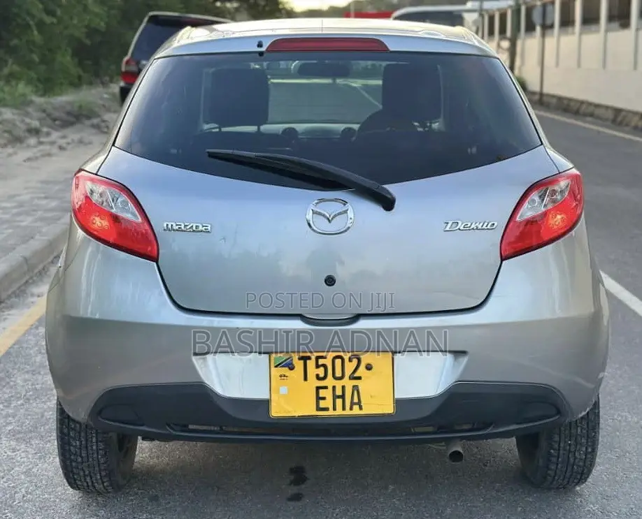 Mazda Demio 2012 Gray