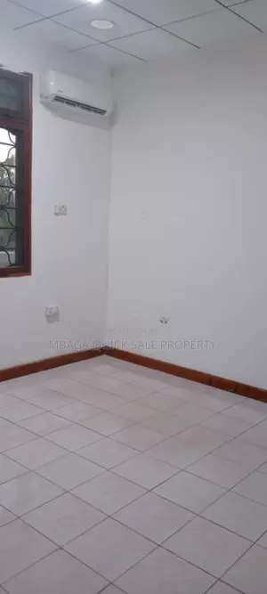 6bdrm House in Mikocheni for rent