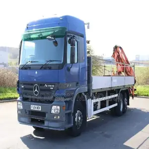 2004 Actros 6x2 With Crane
