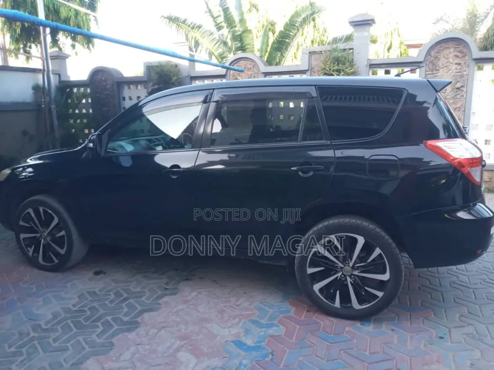 Toyota Vanguard 2009 Black