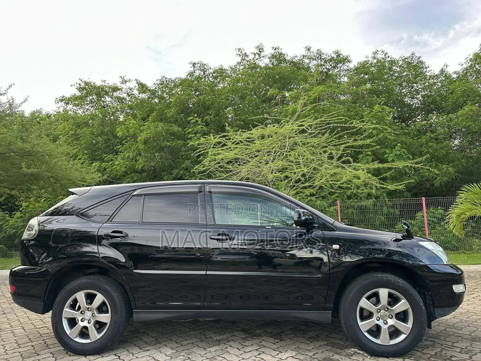Toyota Harrier 2006 Matt Black