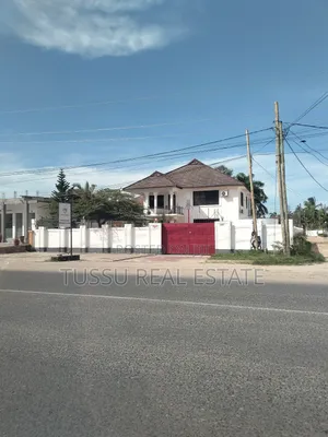 Mini Flat in Mwai Kibaki Rd, Kinondoni for sale