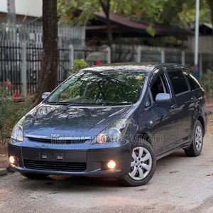 Toyota Wish 2004 Gray