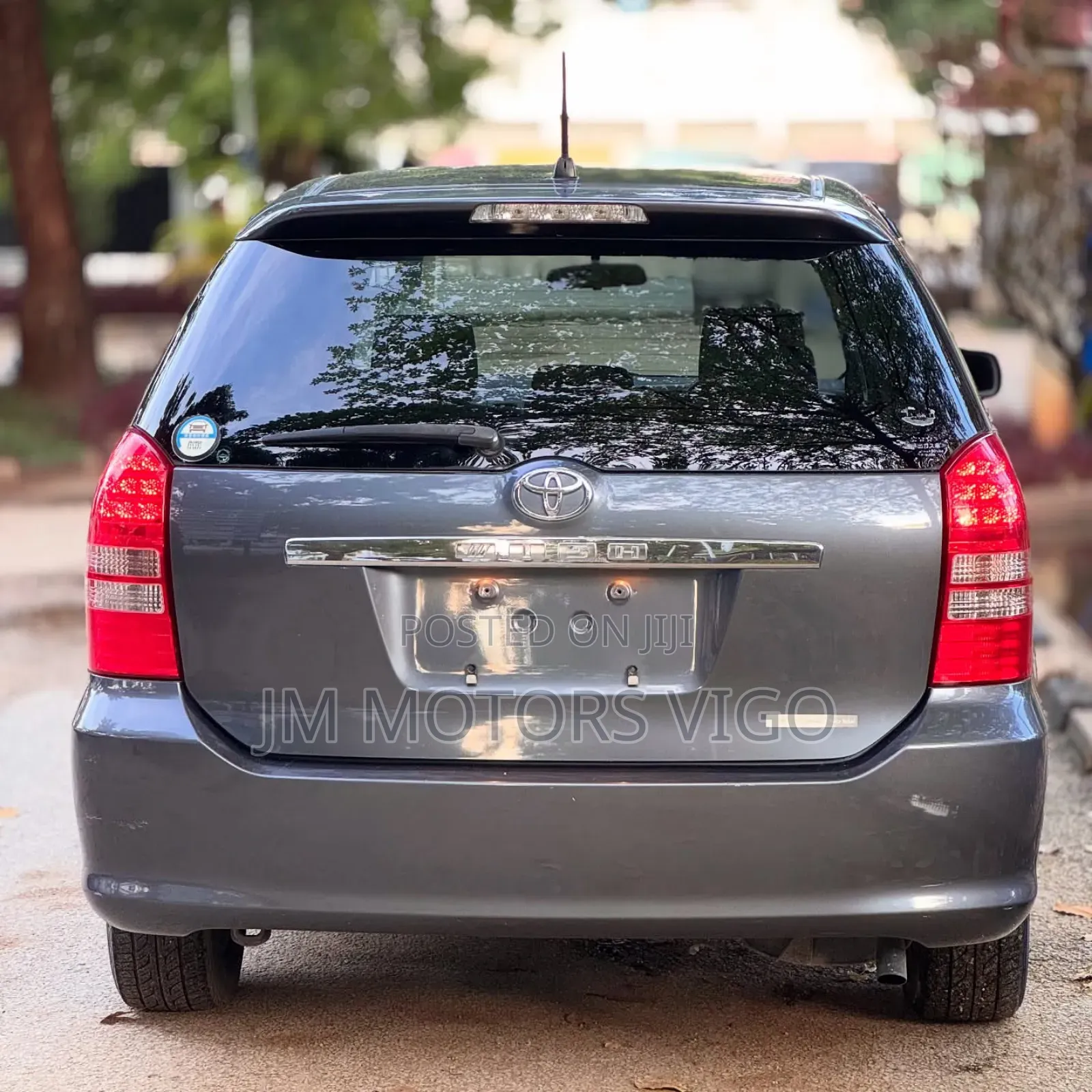 Toyota Wish 2004 Gray