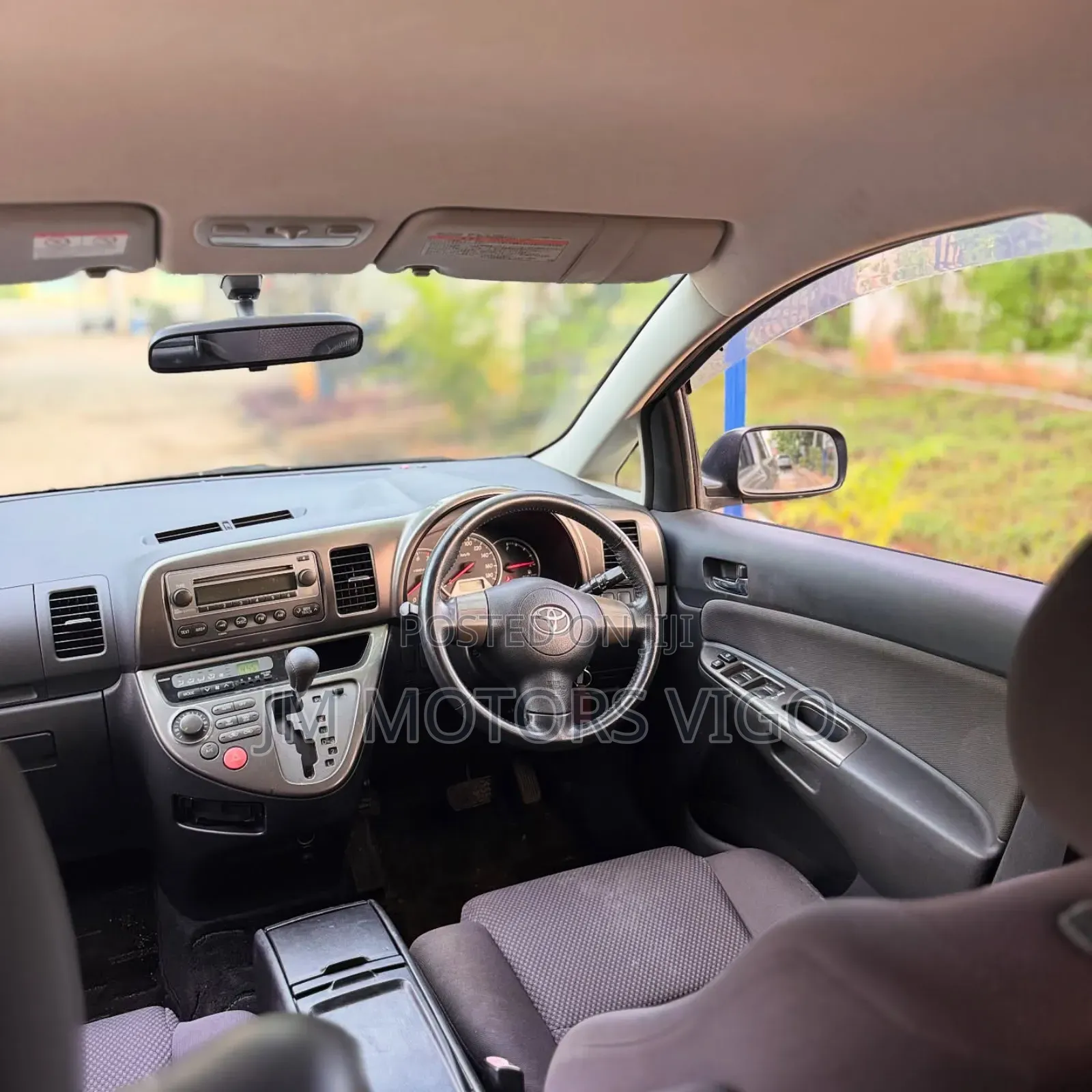 Toyota Wish 2004 Gray