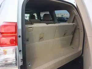 Toyota Land Cruiser Prado 2011 Pearl