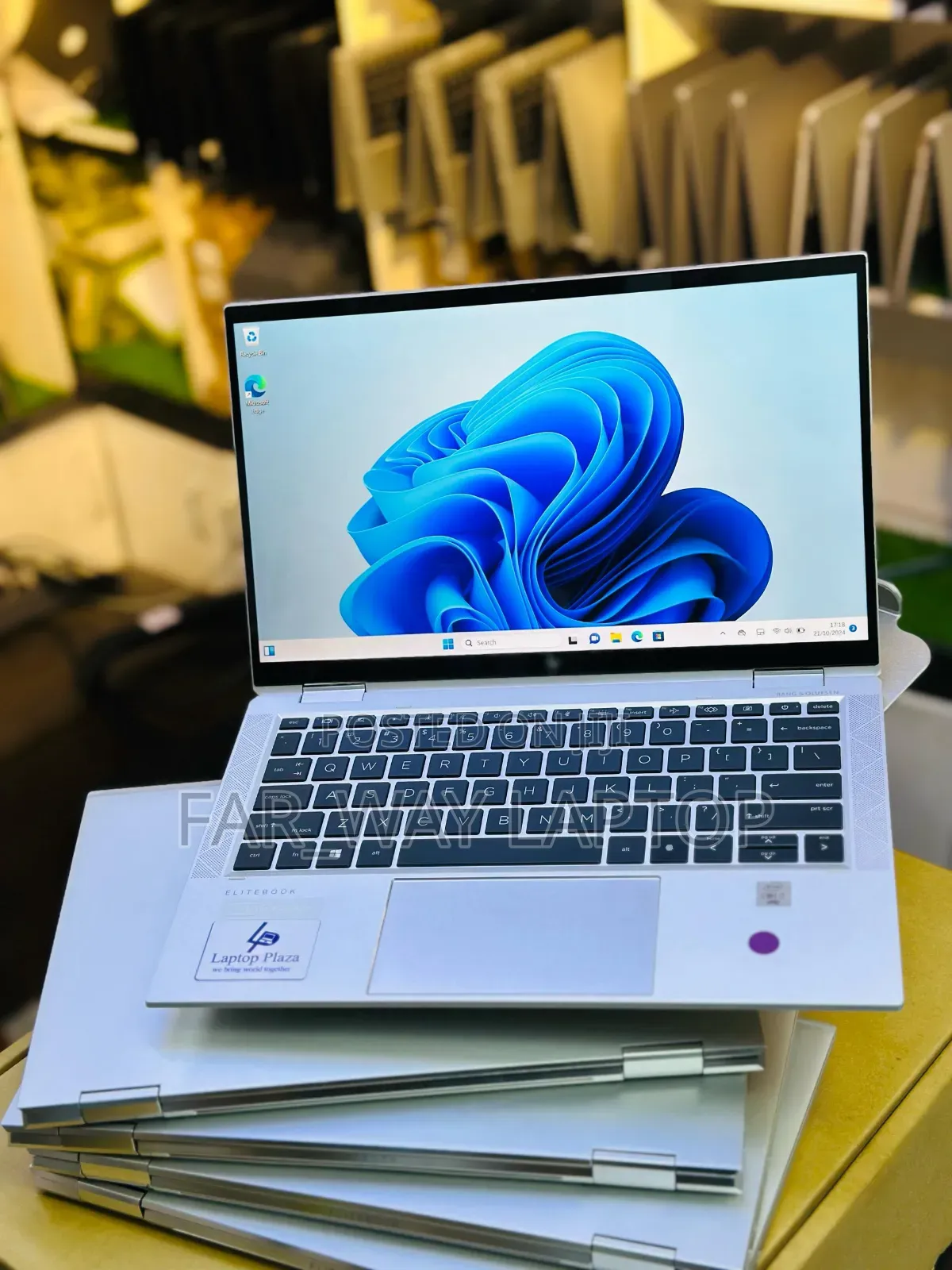 New Laptop HP EliteBook X360 1030 G8 32GB Intel Core I7 SSD 512GB