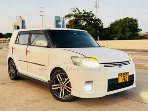 Toyota Corolla Rumion 2007 White
