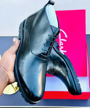 Clark's Boots/ Pure Leather Shoes 