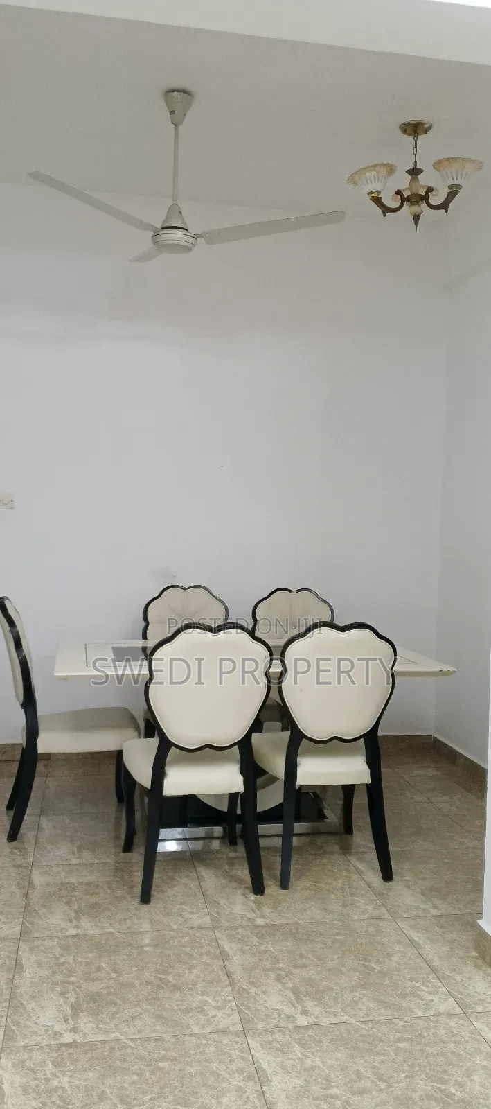 Furnished 4bdrm Apartment in Swedi  Property, Oyster Bay for rent