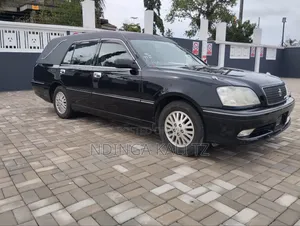 Toyota Crown 2000 Black