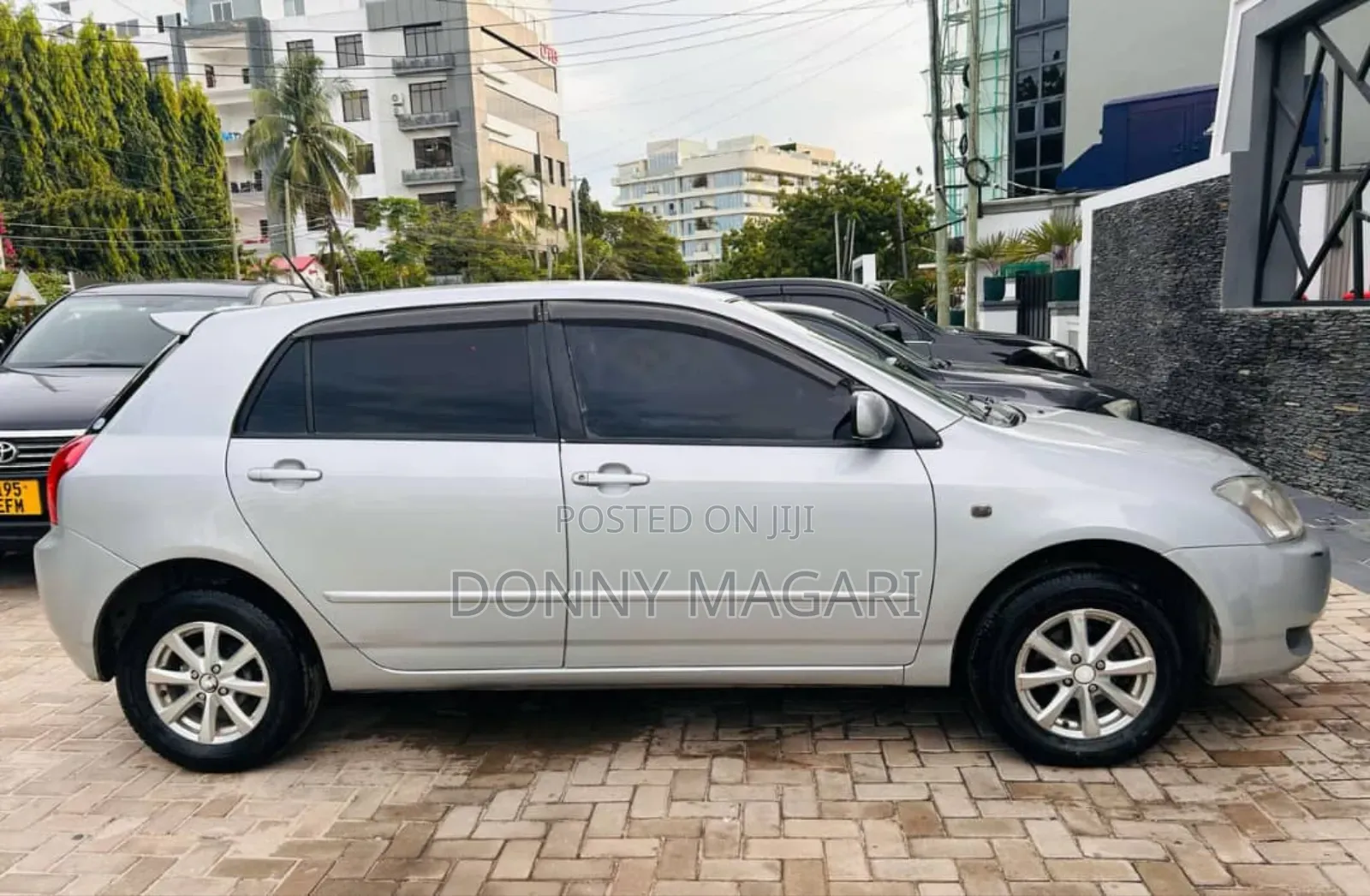 Toyota Corolla RunX 2003 Silver