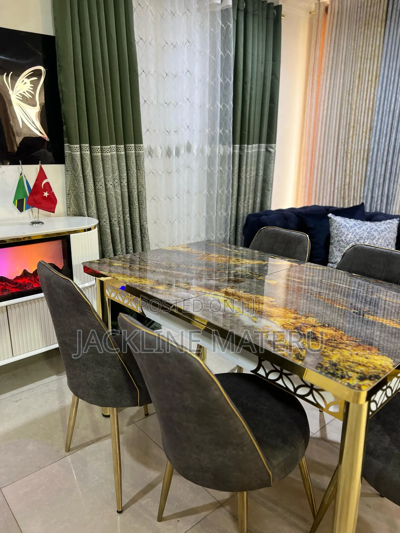 Dinning Table Viti 6 Za Kisasa Nzuri Sana Quality No. Moja