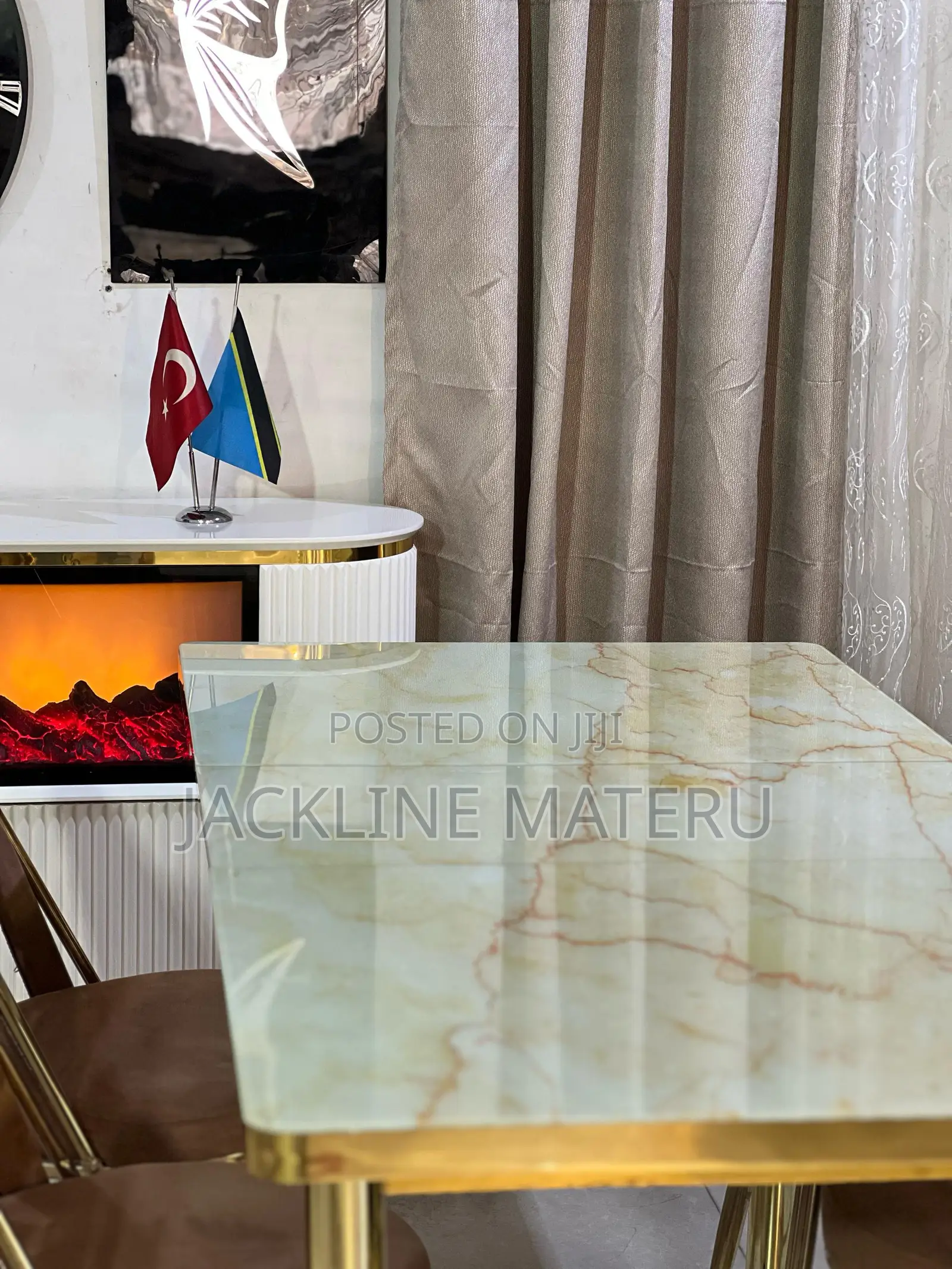 Dinning Table Viti 6 Za Kisasa Nzuri Sana Quality No. Moja