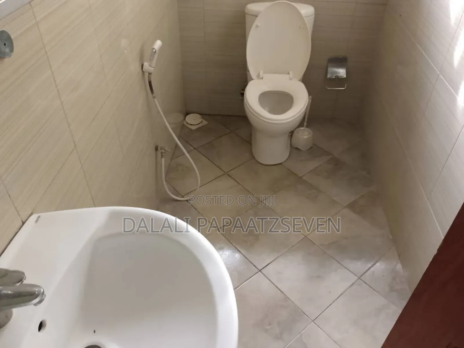 3bdrm House in Dalalipapaatzseven, Bunju for rent