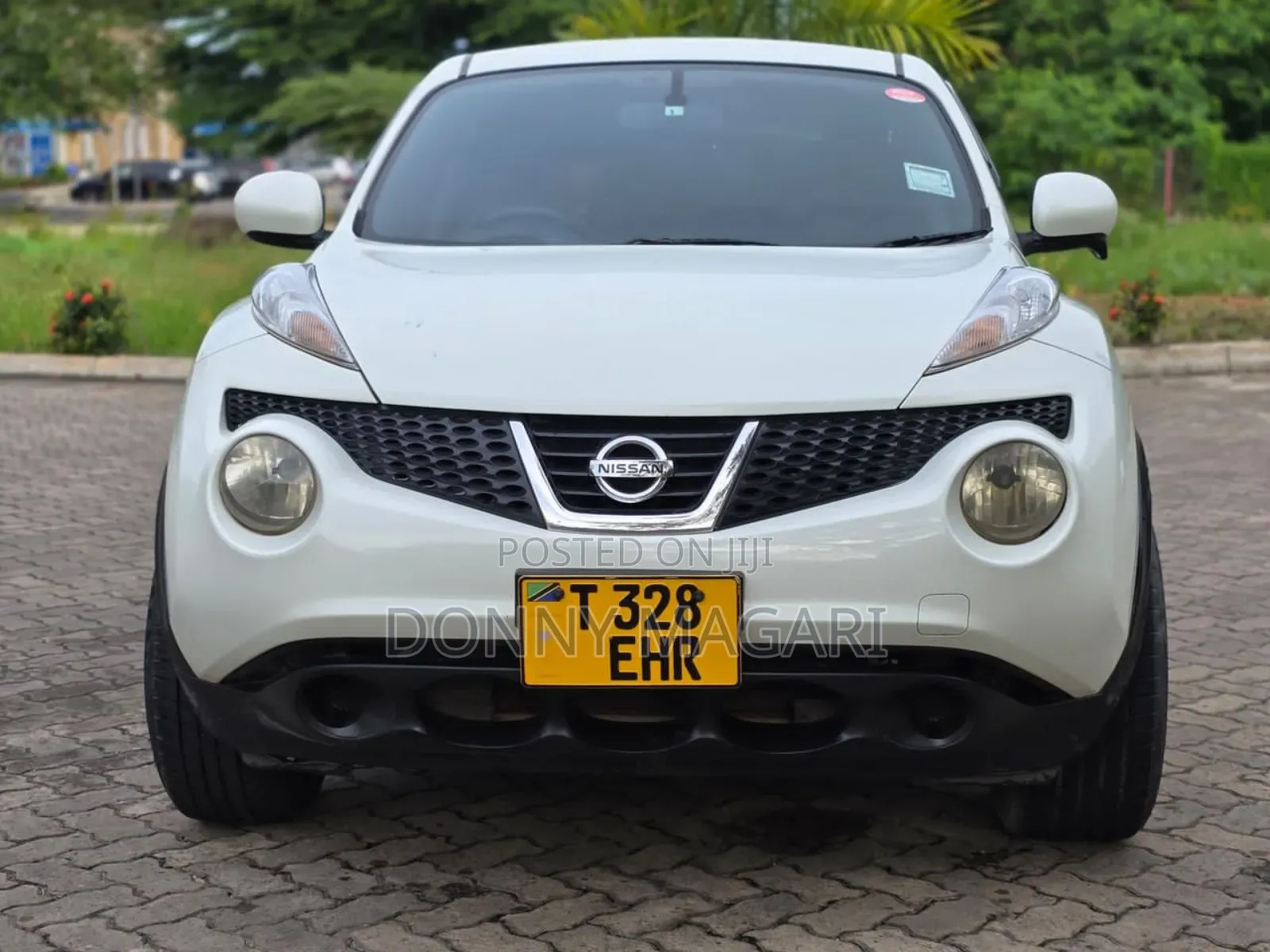 Nissan Juke 2011 White