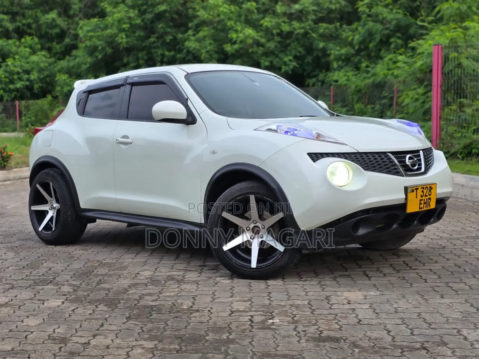 Nissan Juke 2011 White