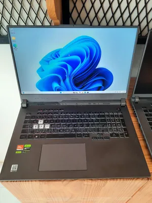 New Laptop Asus ROG Strix G17 32GB AMD Ryzen 9 SSD 1T