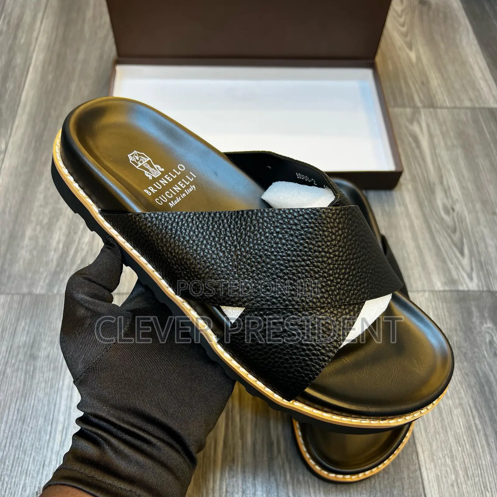 Sandals Piga Sim Au Whatsapp