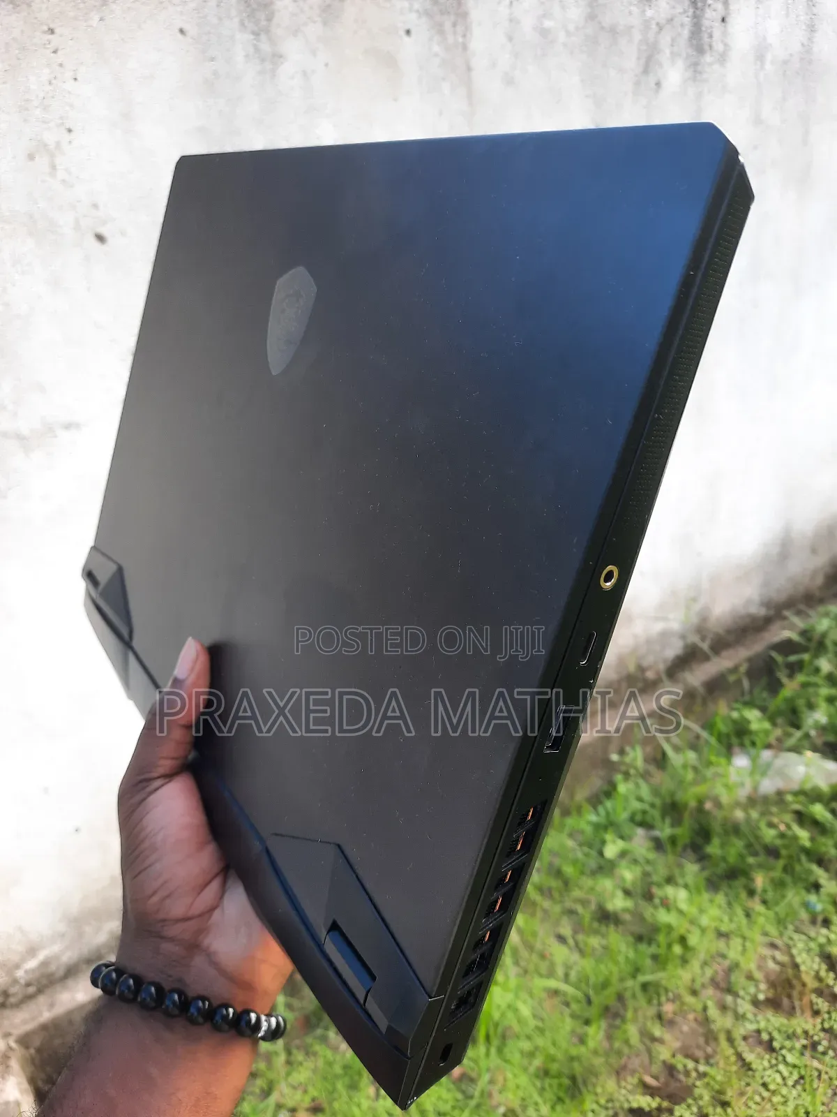 Laptop MSI Vector GP66HX 12UGS 32GB Intel Core I7 SSD 1T