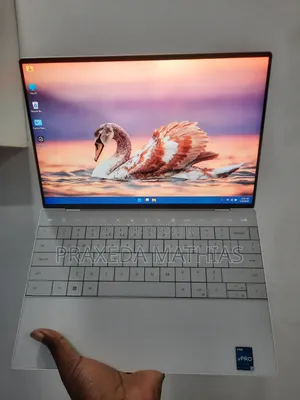 New Laptop Dell XPS 13 9320 16GB Intel Core I7 SSD 1T
