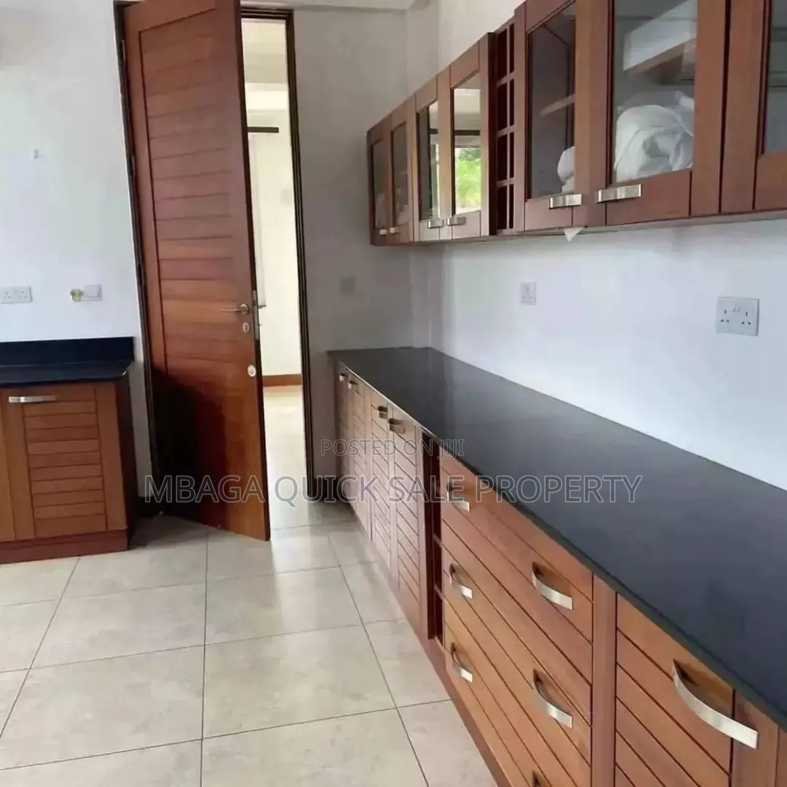 4bdrm House in Kawe Beach for rent