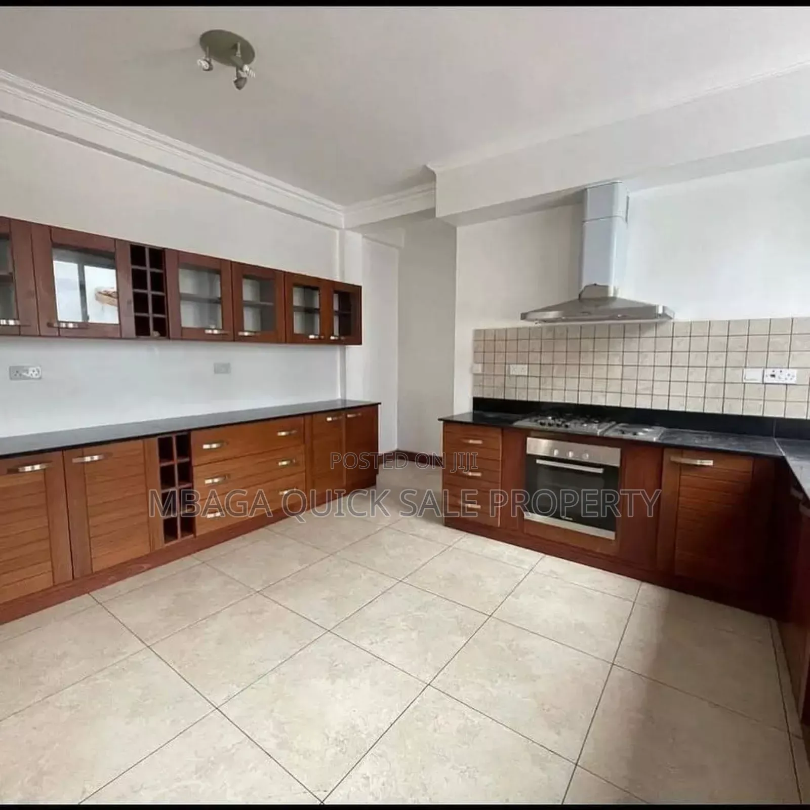 4bdrm House in Kawe Beach for rent