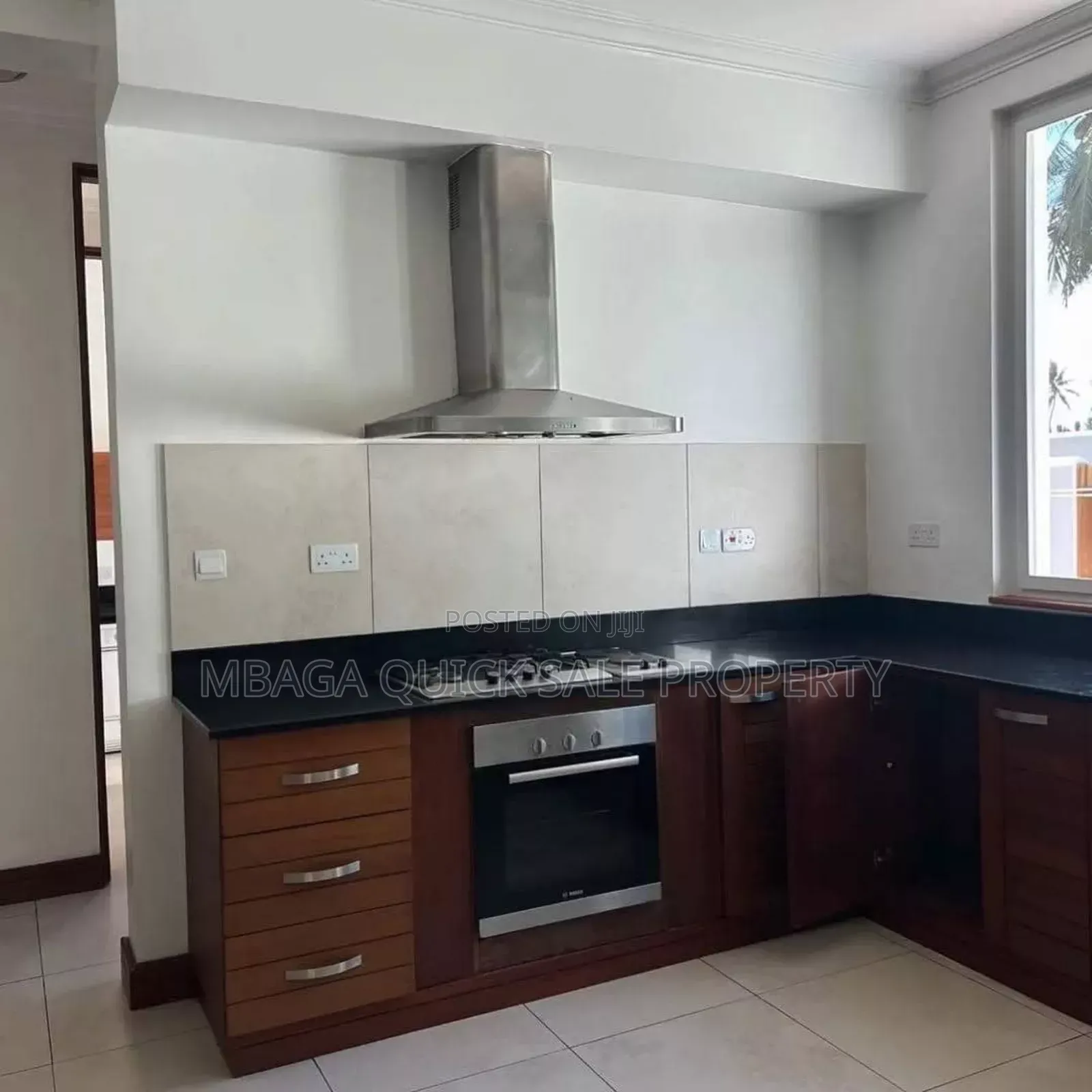 4bdrm House in Kawe Beach for rent