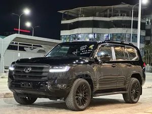Toyota Land Cruiser 2024 Black