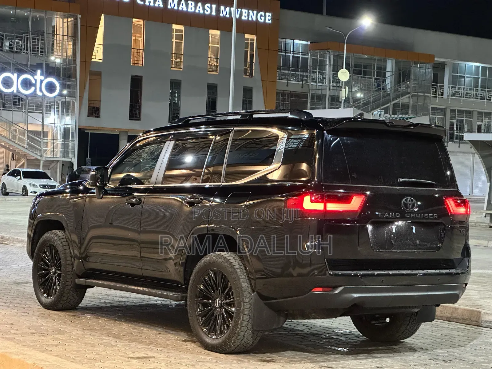 Toyota Land Cruiser 2024 Black