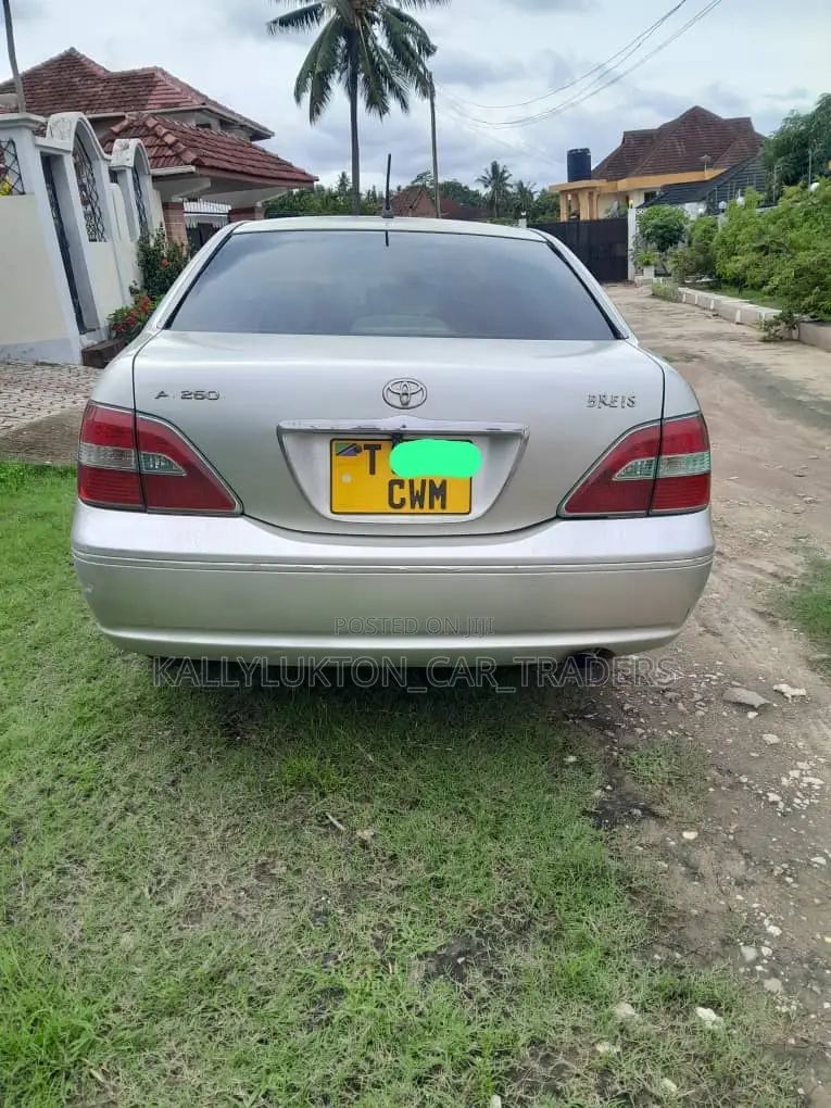 Toyota Brevis 2002 Silver