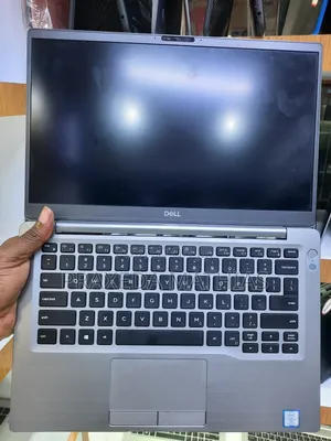 Laptop Dell Latitude 7400 8GB Intel Core I5 SSD 256GB