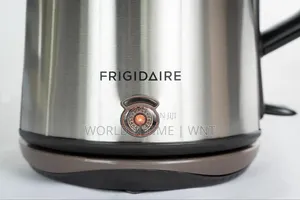 Frigidaire 1.7l Double Wall Kettle Fd2129 Stainless Steel