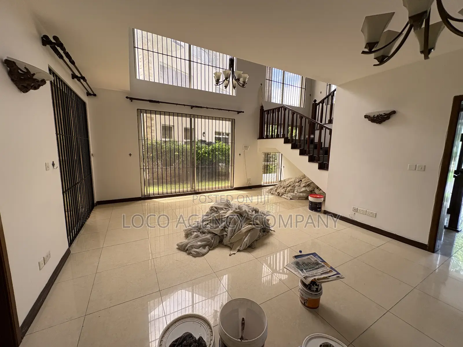 Furnished 5bdrm Villa in Trusted Real Estate, Oyster Bay for rent