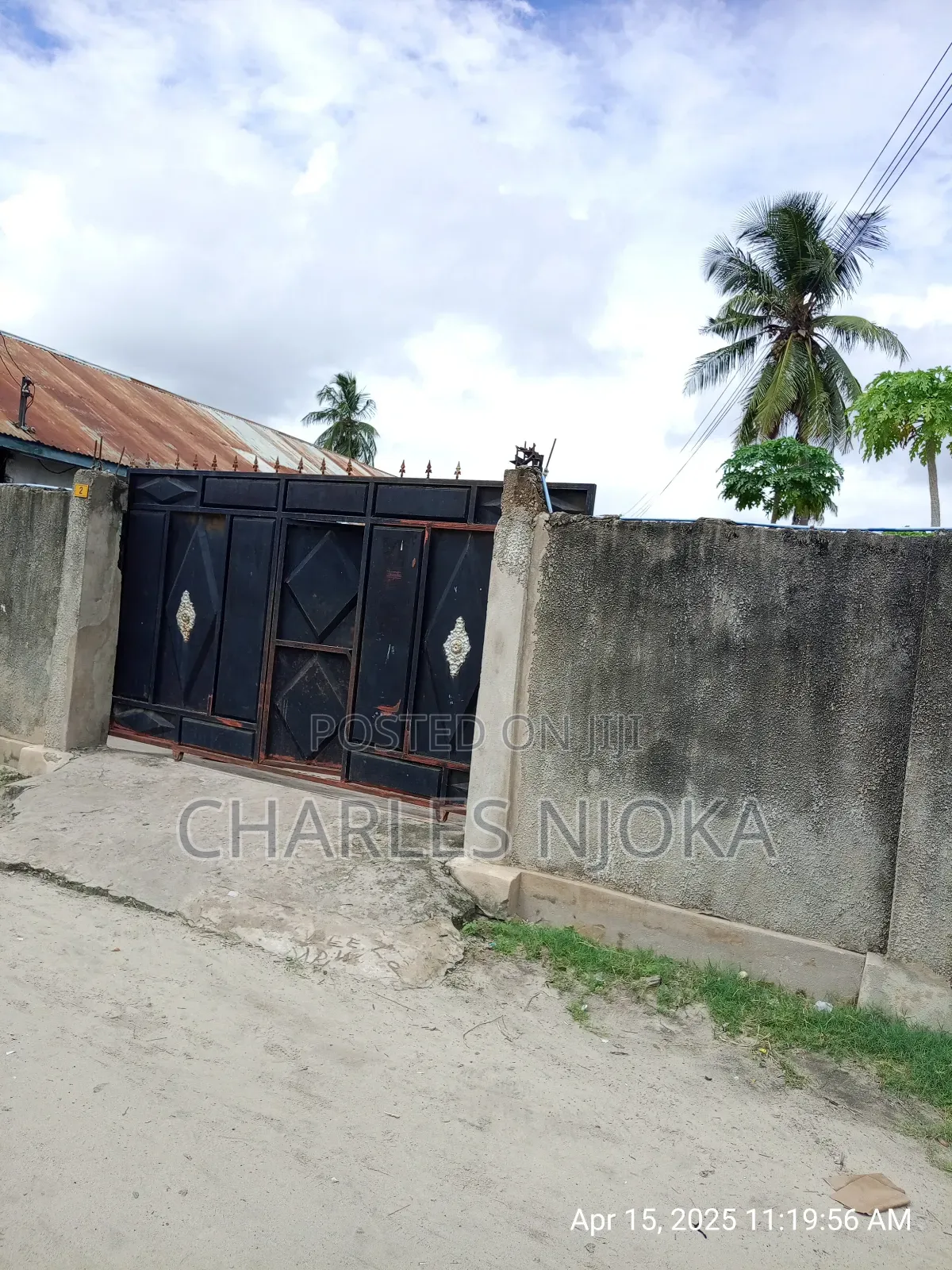10bdrm House in Tanzania Daresalaam for sale