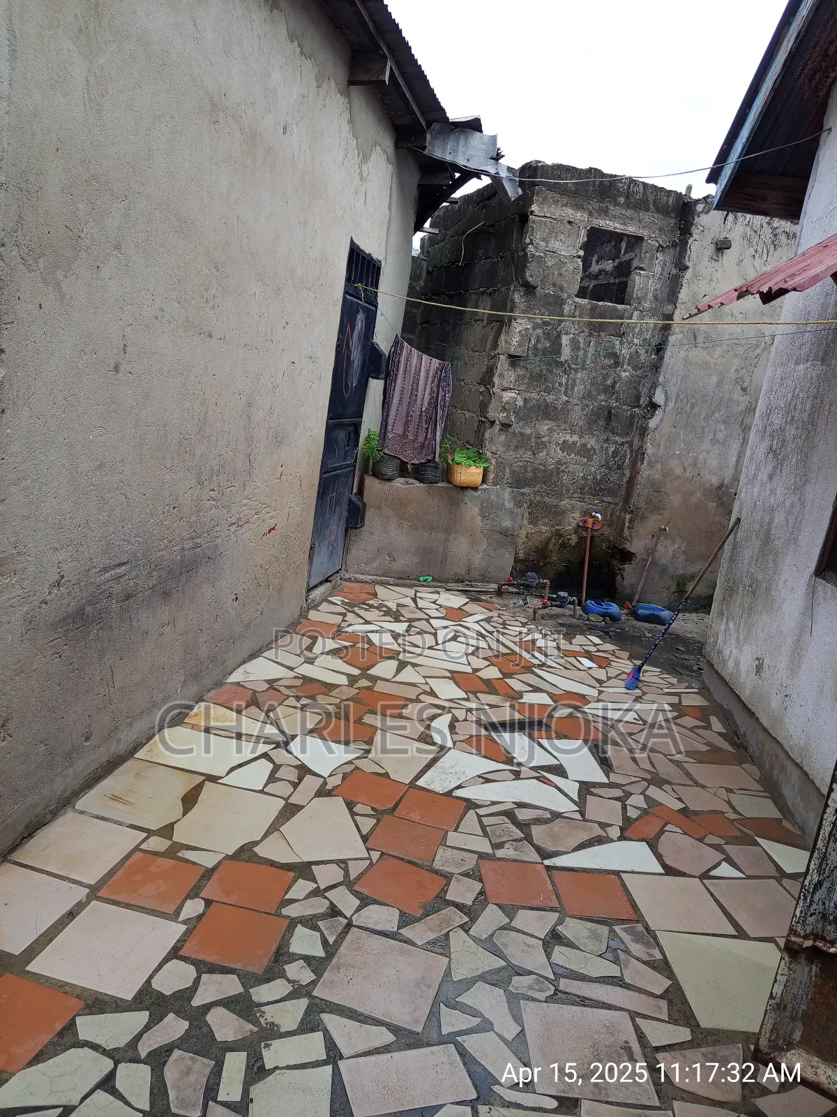 10bdrm House in Tanzania Daresalaam for sale