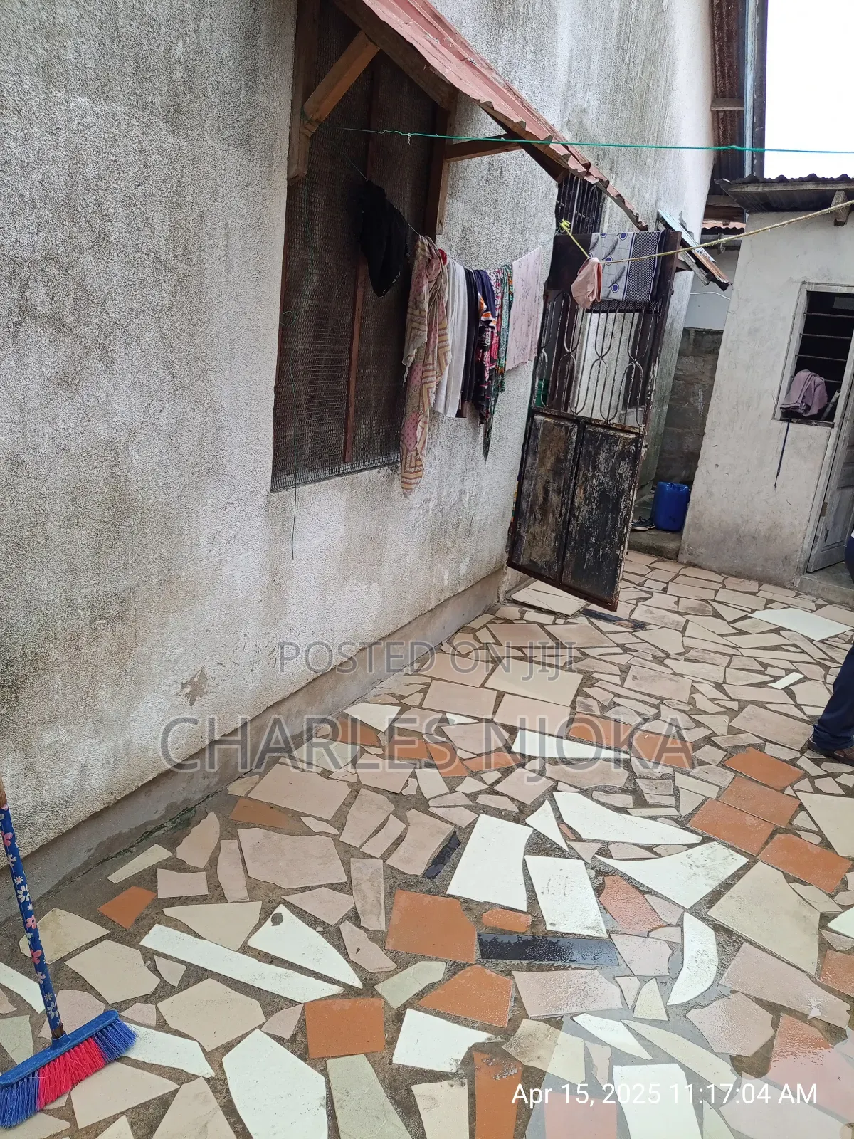 10bdrm House in Tanzania Daresalaam for sale
